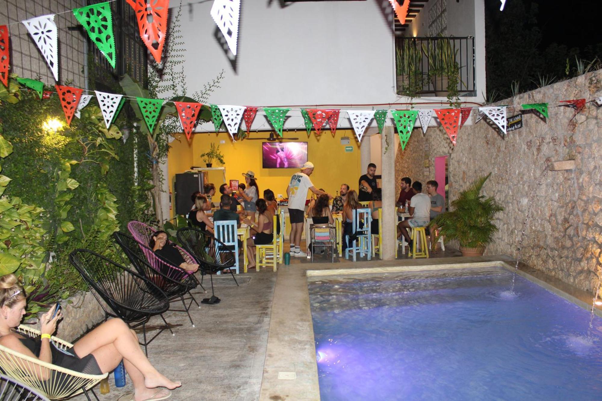 Valladolid 48 Hotel & Hostal エクステリア 写真